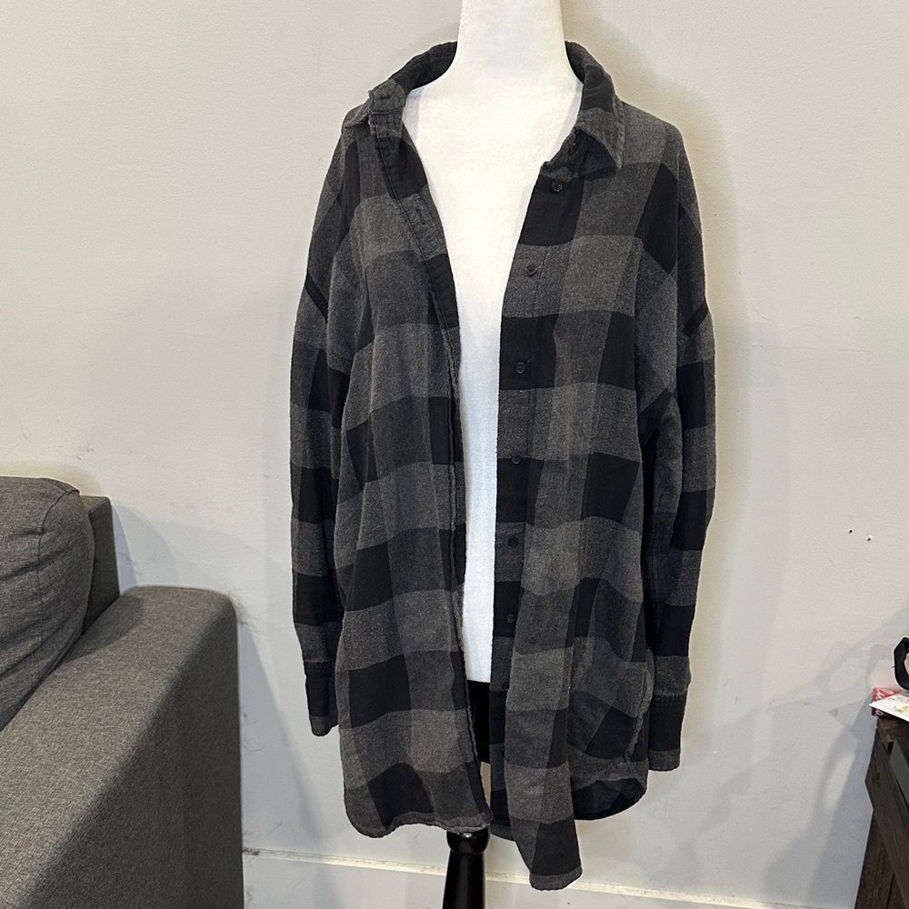 Wilfred‎ Oversized Black and Gray Checkered Shirt